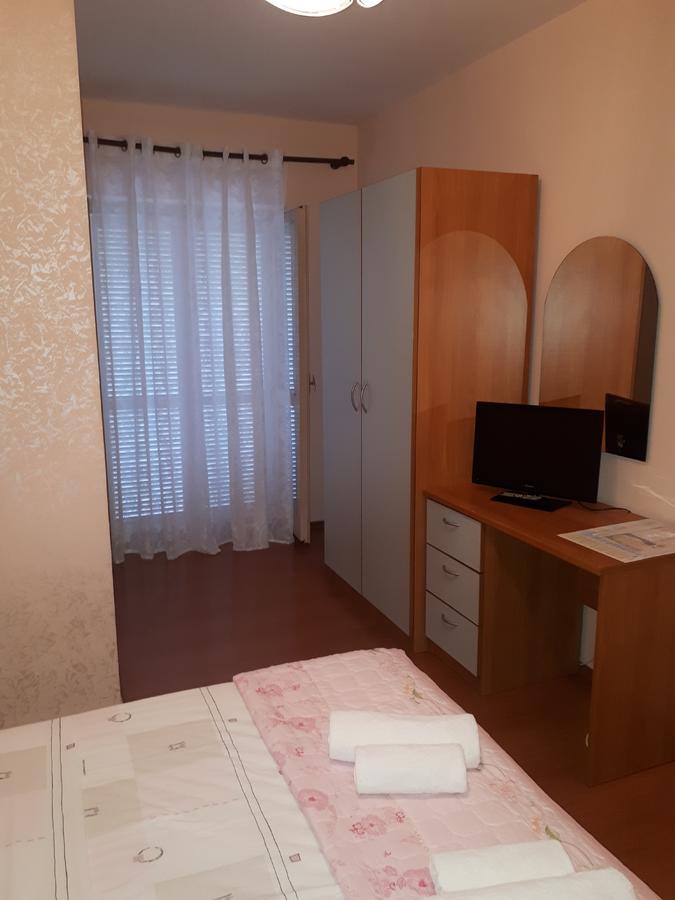 Apartments Tutina Bibinje Luaran gambar