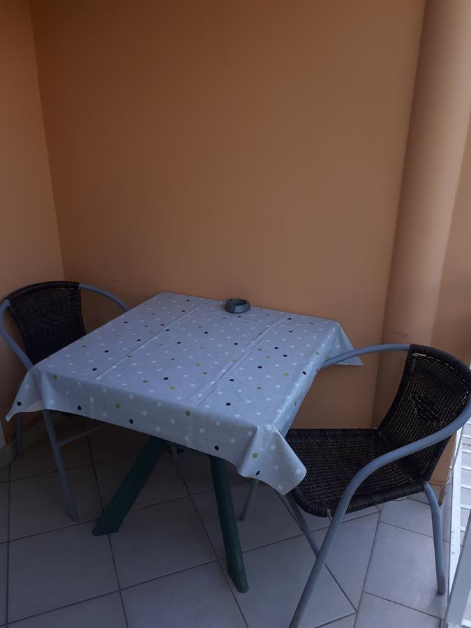 Apartments Tutina Bibinje Luaran gambar