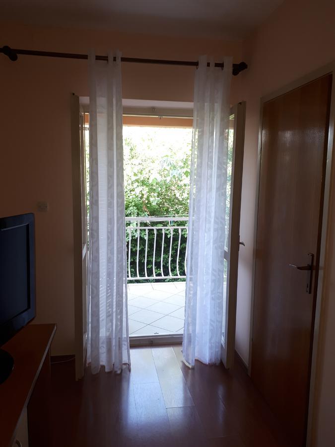 Apartments Tutina Bibinje Luaran gambar