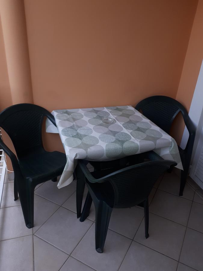 Apartments Tutina Bibinje Luaran gambar