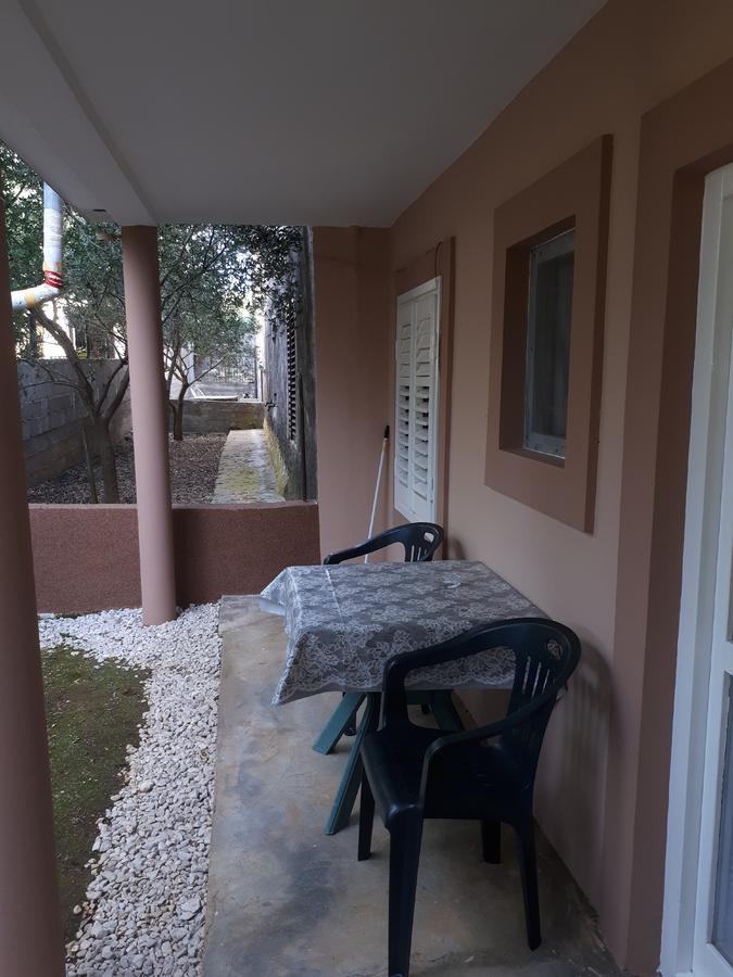 Apartments Tutina Bibinje Luaran gambar
